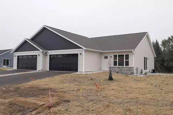 3703 Green Pastures Lane, Weston, WI 54476