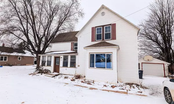 612 N WOOD AVENUE, Marshfield, WI 54449