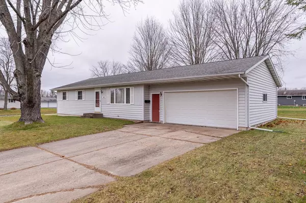 527 N HUME AVENUE, Marshfield, WI 54449