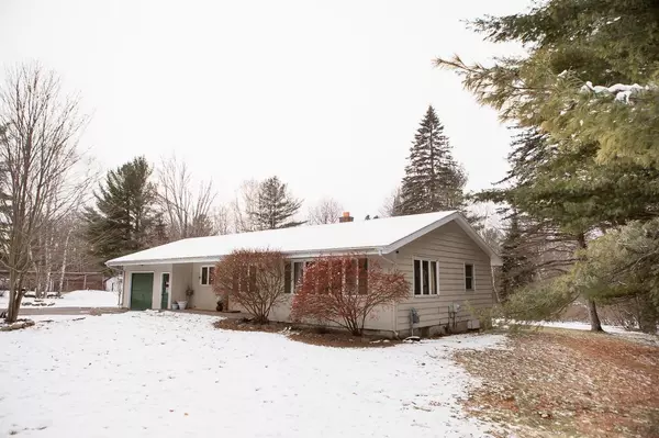 N9883 KINGS ROAD, Tomahawk, WI 54487