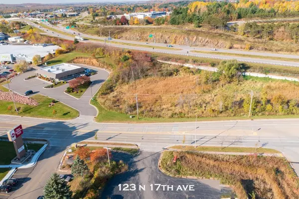 Wausau, WI 54401,213 N 17TH AVENUE