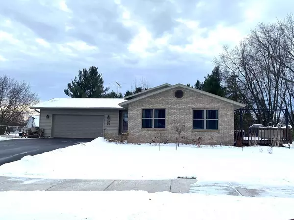 308 E 17TH STREET, Marshfield, WI 54449