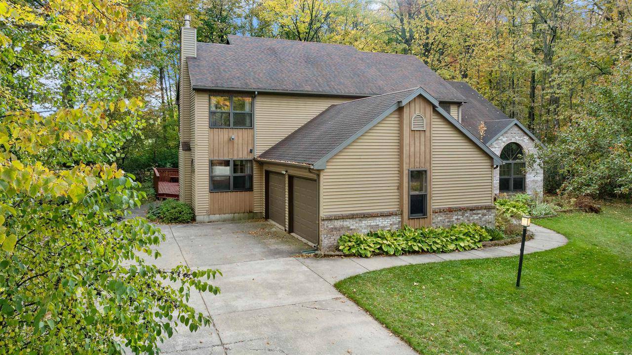 801 N COLUMBUS AVENUE, Marshfield, WI 54449