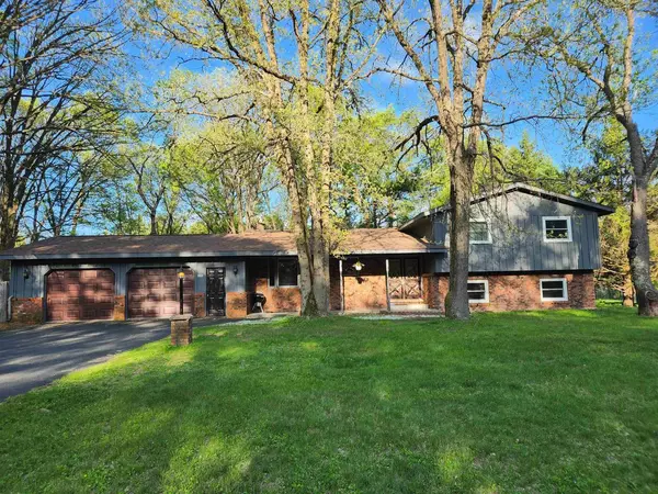 6048 SARAH CIRCLE, Wisconsin Rapids, WI 54494