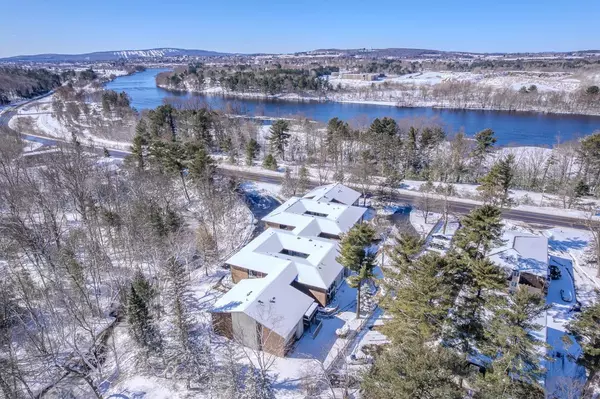 Wausau, WI 54403,3623 N 6TH STREET #Unit 401