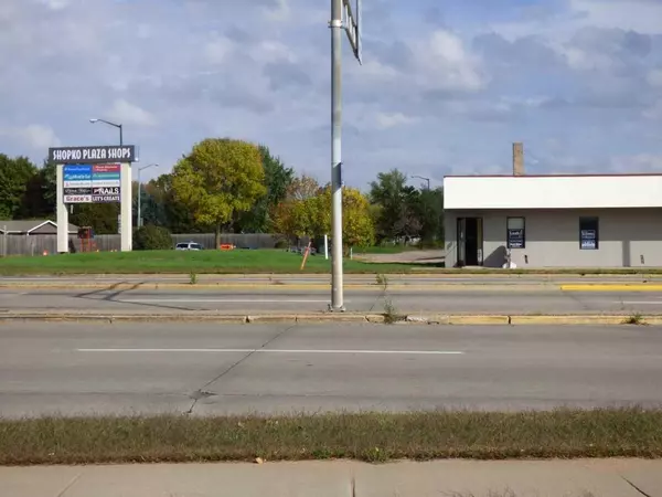 Wisconsin Rapids, WI 54494,1335 S 8TH STREET