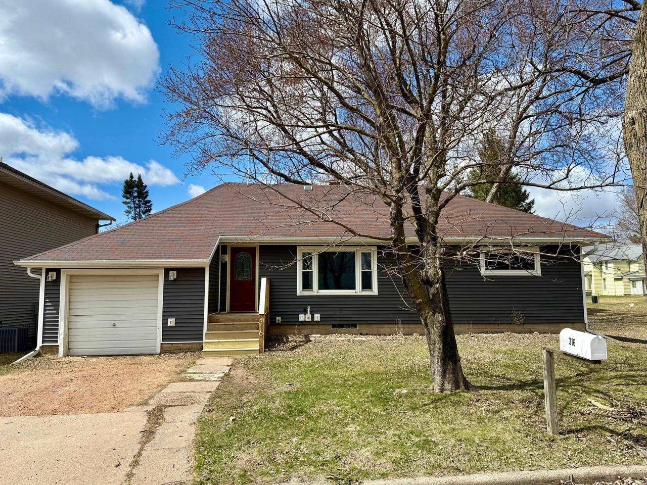 316 LINCOLN STREET, Stanley, WI 54768