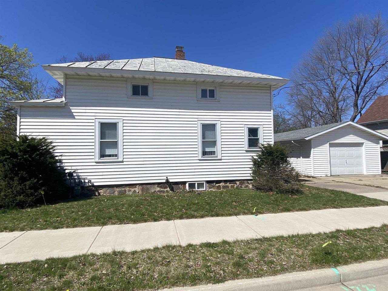 Stevens Point, WI 54481,1026 FOURTH AVENUE
