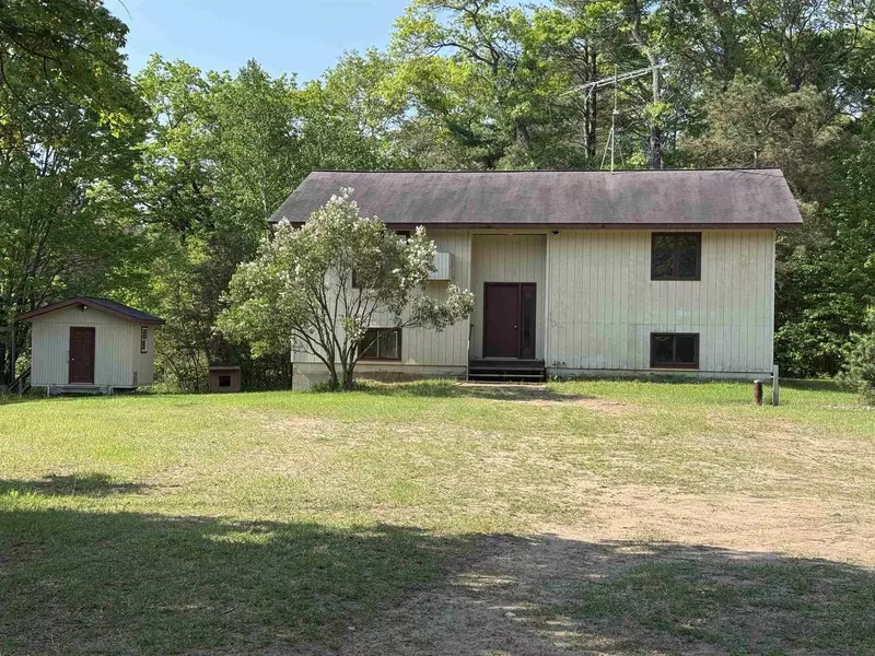 7727 CROW ROAD, Lake Tomahawk, WI 54539