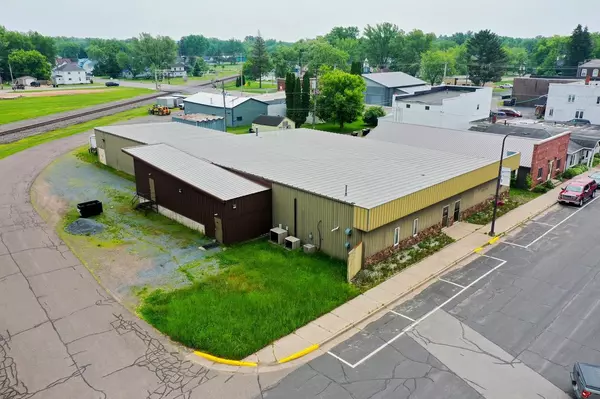 325 N CENTRAL AVENUE, Owen, WI 54460