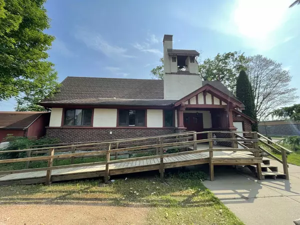 Mosinee, WI 54455,409 2ND STREET