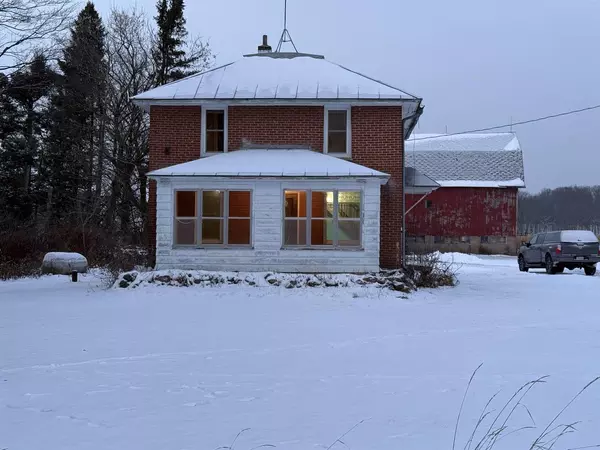 E1384 WOLF RIVER ROAD, Iola, WI 54945