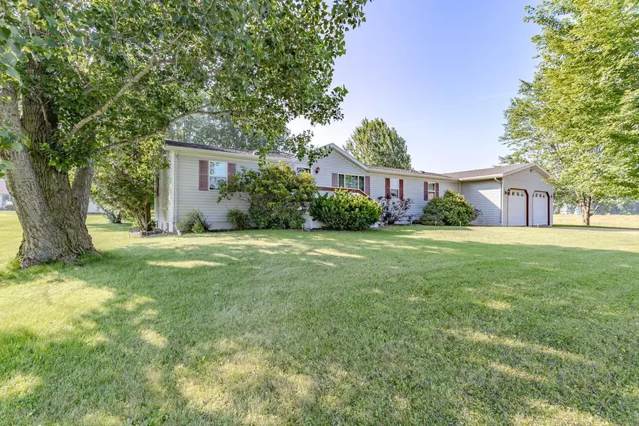 617 KREUTZER STREET, Athens, WI 54411