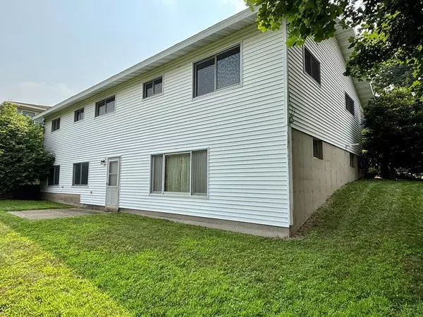 Wausau, WI 54401,113 N 11TH AVENUE