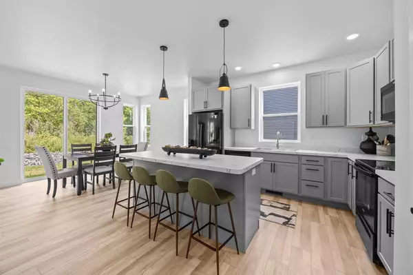 Amherst, WI 54409,350 ROARK WAY