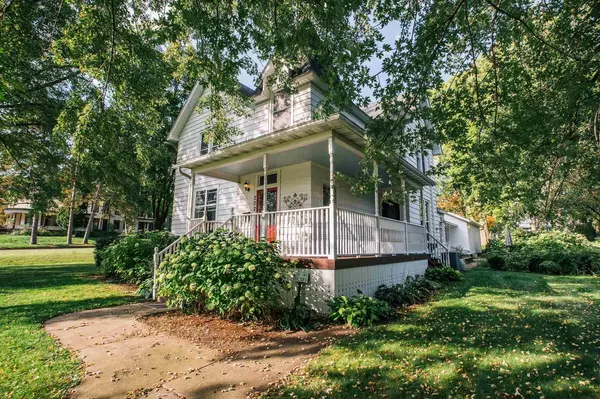 Neillsville, WI 54456,202 CLAY STREET