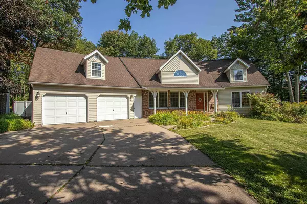 228 GREENWOOD DRIVE, Rothschild, WI 54474