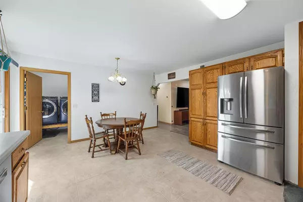 Stevens Point, WI 54481,2825 LEAHY AVENUE