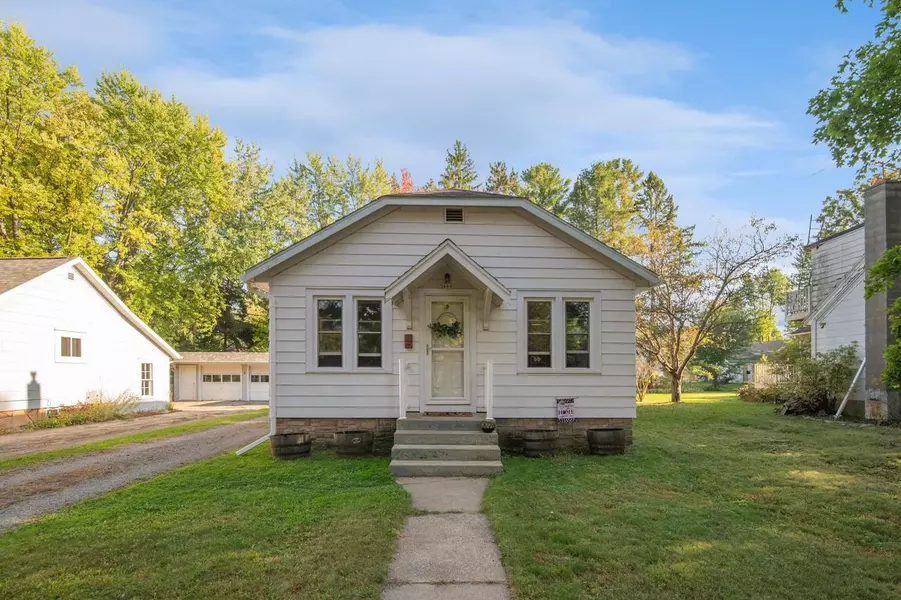 449 W CORNELL AVENUE, Stevens Point, WI 54481