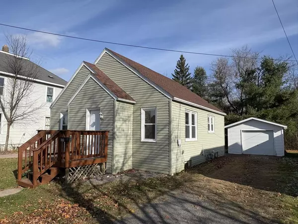 820 10TH AVENUE NORTH, Wisconsin Rapids, WI 54495