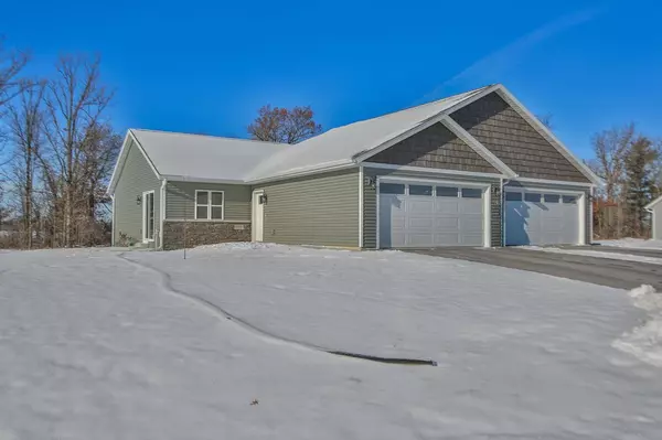 990 MORNING STAR LANE, Plover, WI 54467