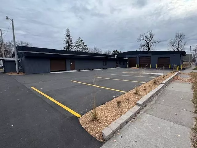 2105 N 6TH STREET #South Shop 3, 139 SF, Wausau, WI 54403