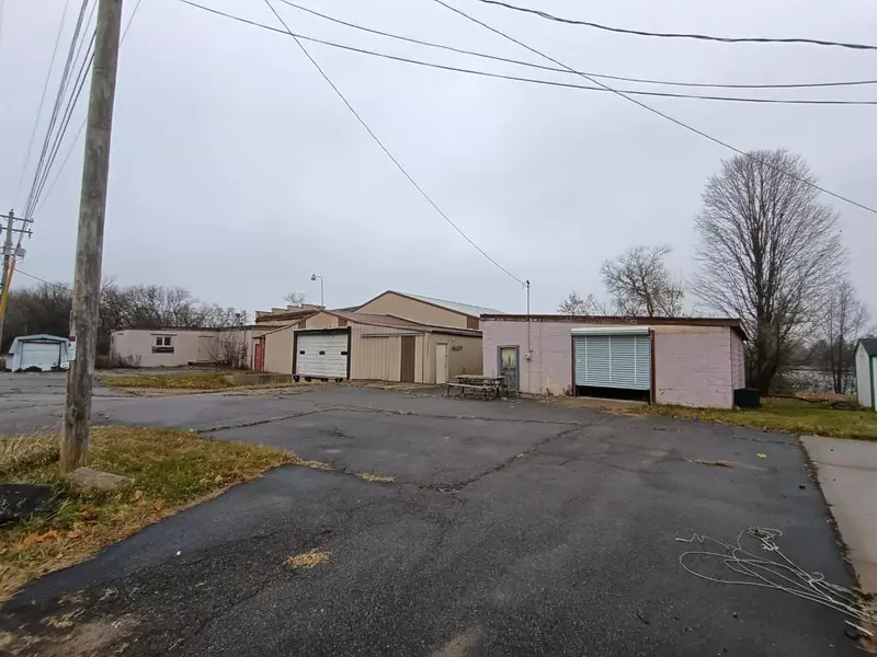 121 N VALLEY STREET, Merrill, WI 54452