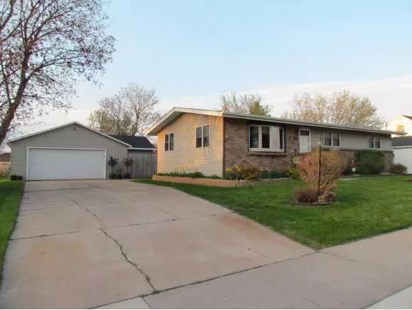 331 FAIR ST, Wrightstown, WI 54180