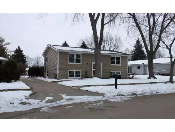 1024 S ARLINGTON ST, Appleton, WI 54915