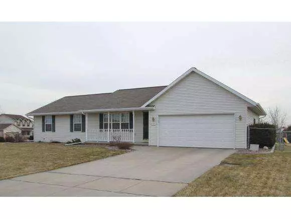 3646 COLLEGIATE WAY #3646, New Franken, WI 54229