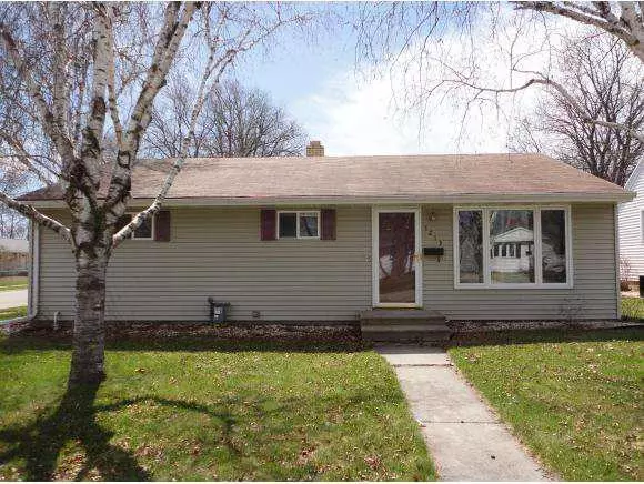 1213 LANGLADE AVE, Green Bay, WI 54304