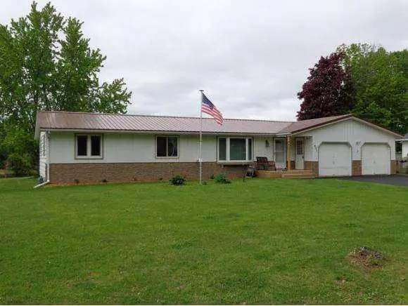 403 SUNRISE RD, Tigerton, WI 54486