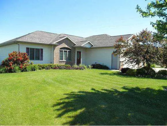 W4730 WINDSOR CT, Sherwood, WI 54169