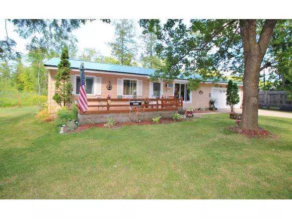 N5335 CEDAR LN, Shawano, WI 54166