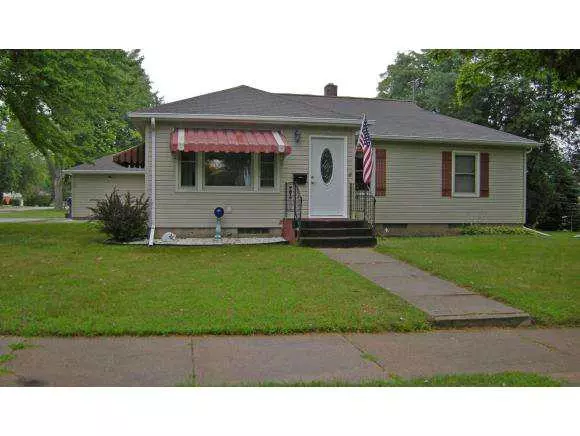 27 S PARK ST, Clintonville, WI 54929