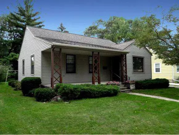 294 E 13TH ST, Fond Du Lac, WI 54935