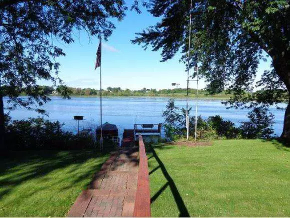 Shawano, WI 54166,N5643 RIVERSIDE DR