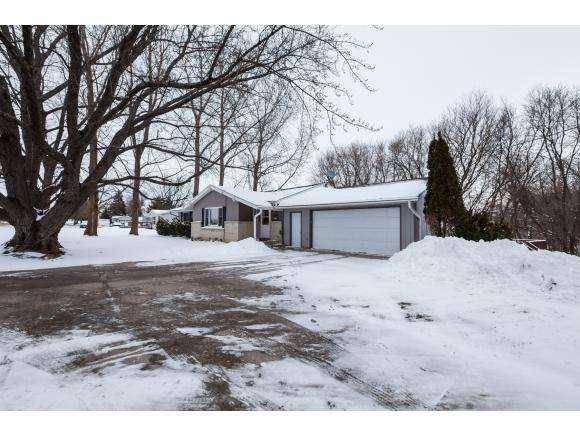 N6808 ST HELENA RD, Horicon, WI 53032