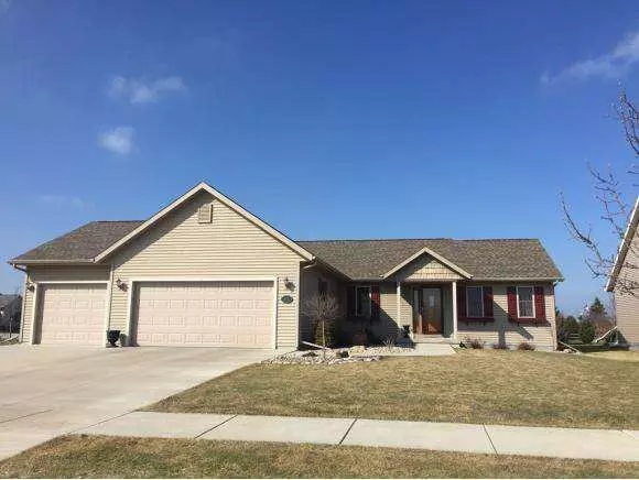 541 T BIRD DR, Fond Du Lac, WI 54935