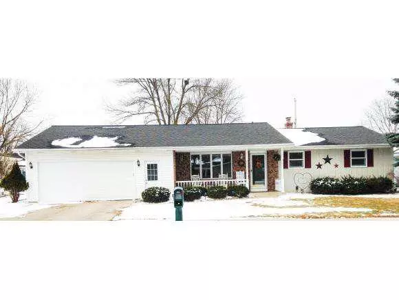 346 PAUL DR, Kimberly, WI 54136