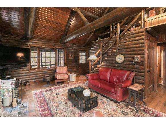 Pulaski, WI 54162,3947 NORWAY CT