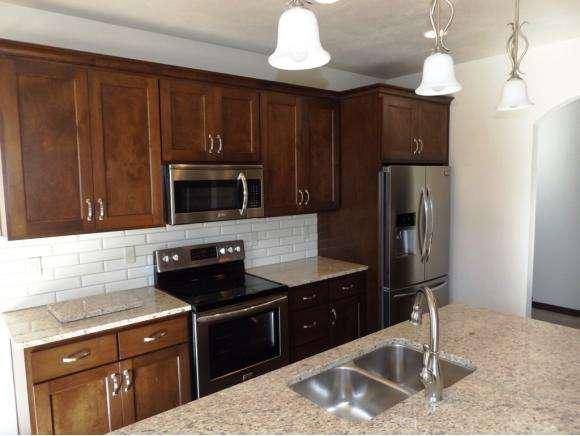 Neenah, WI 54956,1508 WOODS EDGE