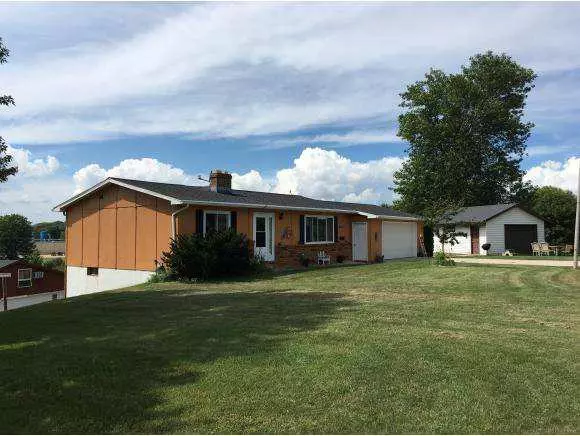 424 MARGARET LYNN AVE, Algoma, WI 54201