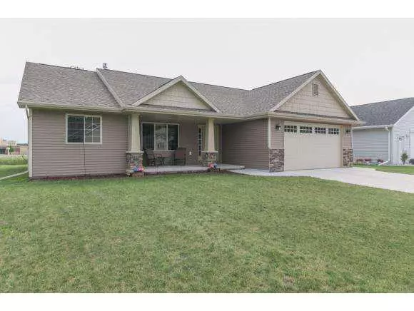 N9040 SPRING VALLEY RD #N9040, Menasha, WI 54952