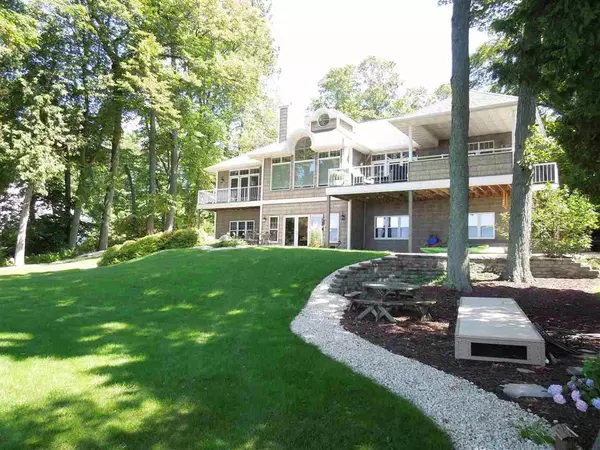 Sturgeon Bay, WI 54235,4495 BAY SHORE DRIVE