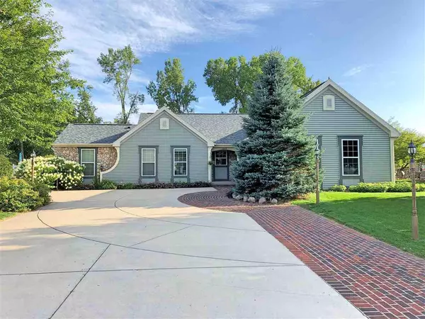 1445 W STARVIEW DRIVE, Appleton, WI 54913