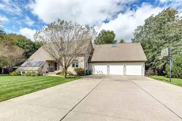 2922 NOAH ROAD, De Pere, WI 54115