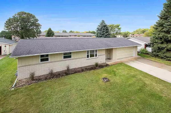 2396 MANITOWOC ROAD, Green Bay, WI 54311