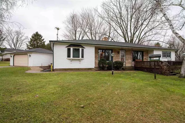 N8737 LANDING ROAD, Berlin, WI 54923