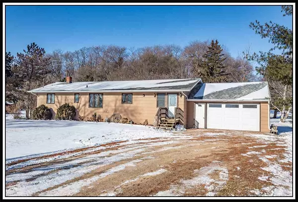 E9308 MARSH ROAD, Fremont, WI 54940